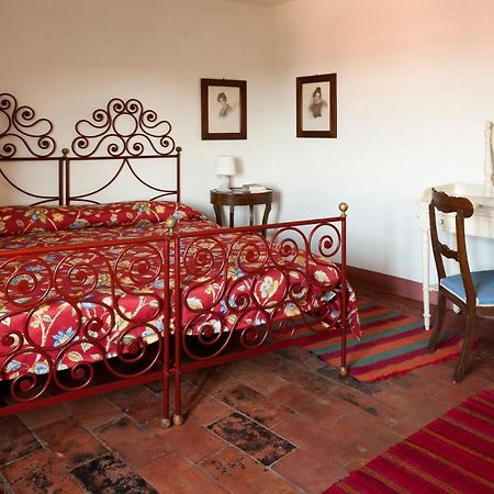 Castello Di Rocca Grimalda Guest House Bagian luar foto